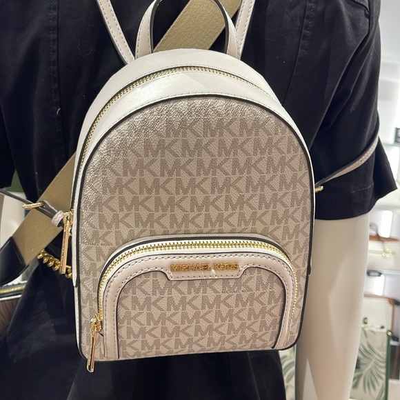 Michael Kors Ladies Backpack Bag Jaycee XS Conv Zip Backpack Light Cream Multi - Picture 4 of 16